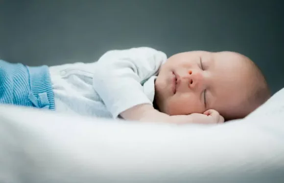 Le sommeil des tout-petits : Comment instaurer un bon rythme 🌼